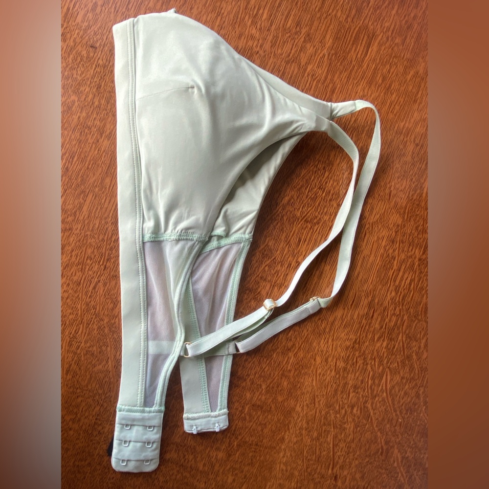 L Pepper Mesh Soft 38AA/A/B Green Small Cup Specialty Soft Bra VGUC Large 38A - Picture 6 of 10